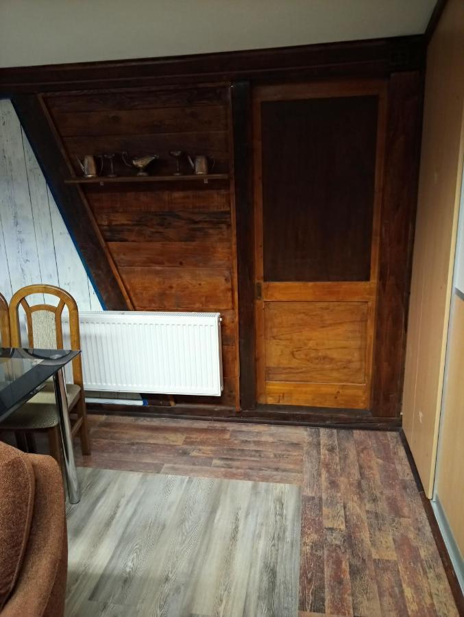Apartments Pomjan Pogled Na Gore 外观 照片