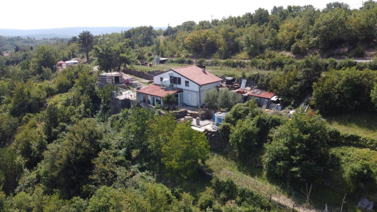 Apartments Pomjan Pogled Na Gore 外观 照片