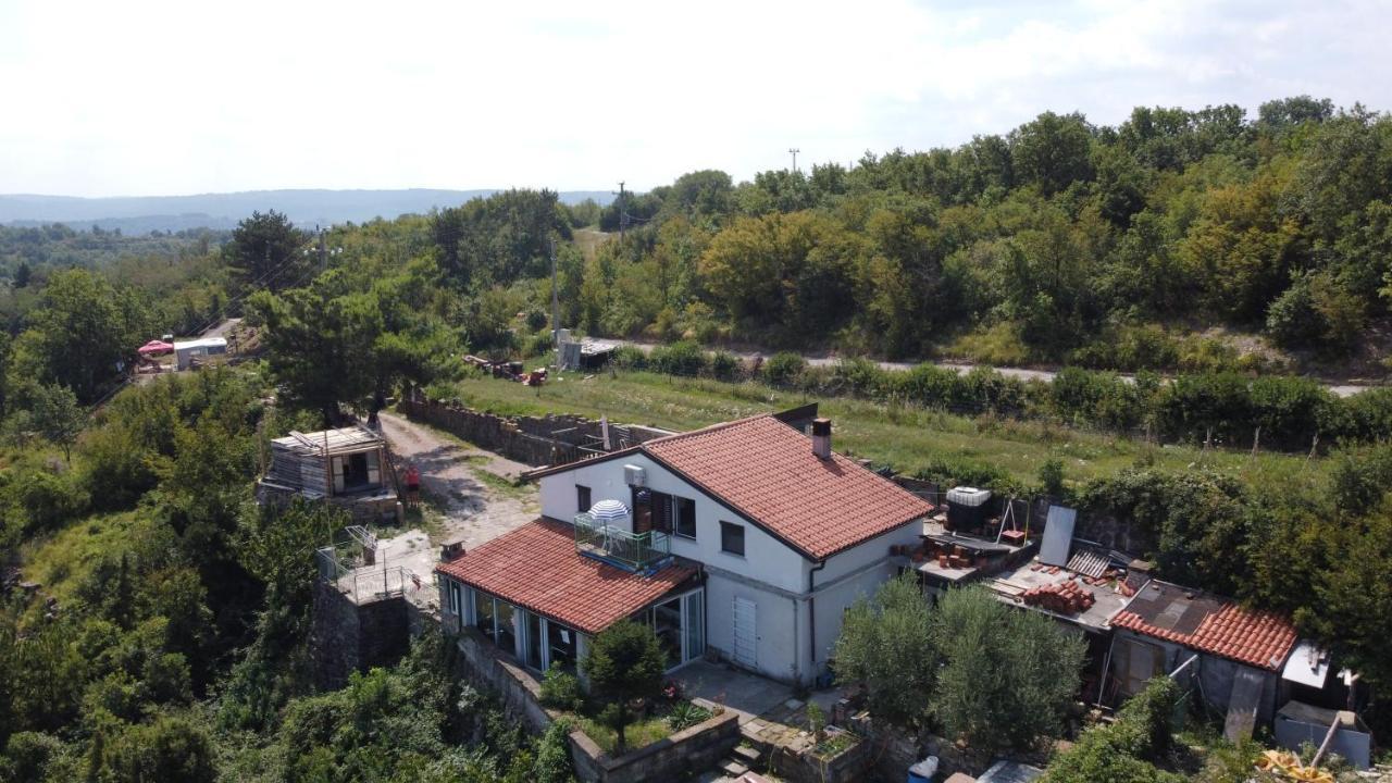 Apartments Pomjan Pogled Na Gore 外观 照片